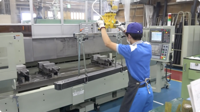 How to Use the Raku-Raku Hand